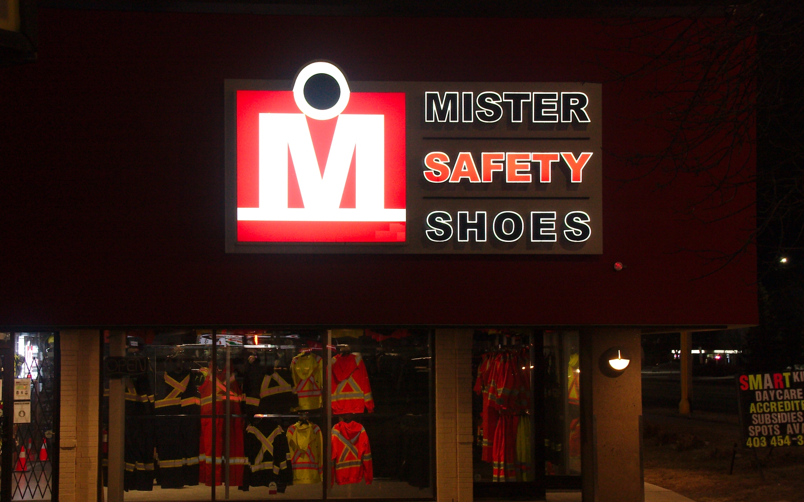 Mister Safety Shoes Universal Sign Group