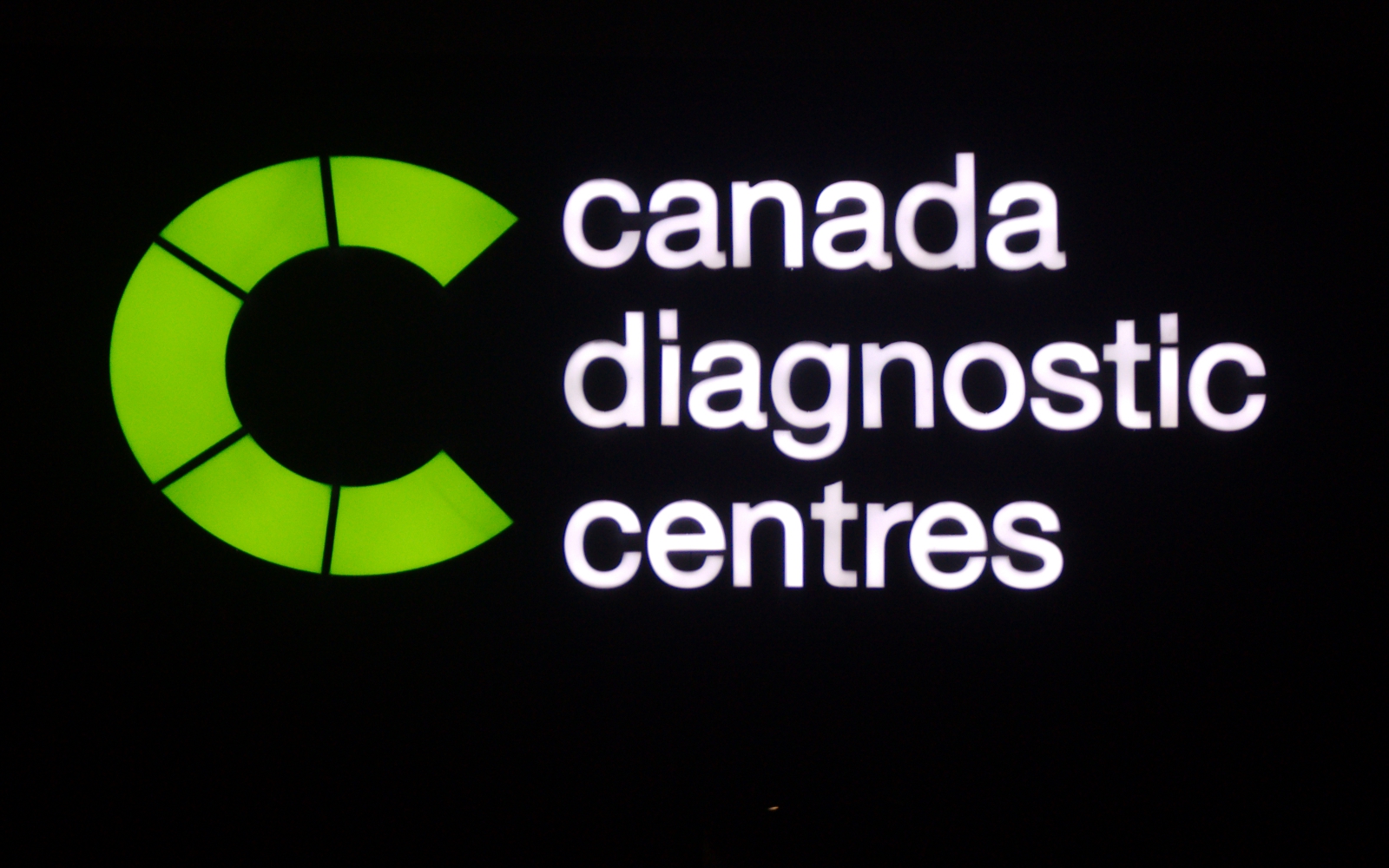 Canada Diagnostic Centre - Savanna - Universal Sign Group